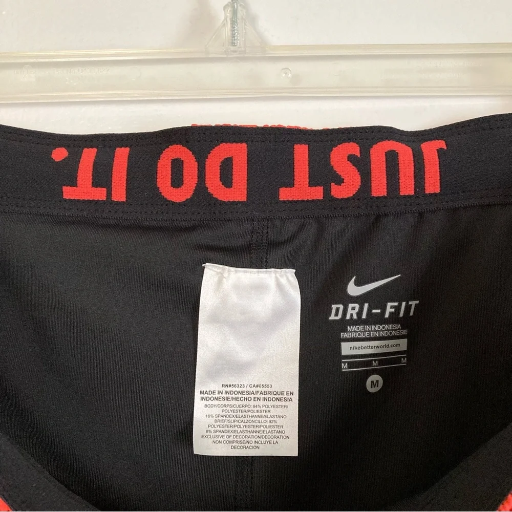 Nike Dri-Fit Lined Running Shorts, Women’s Size Medium Orangey Red/Coral